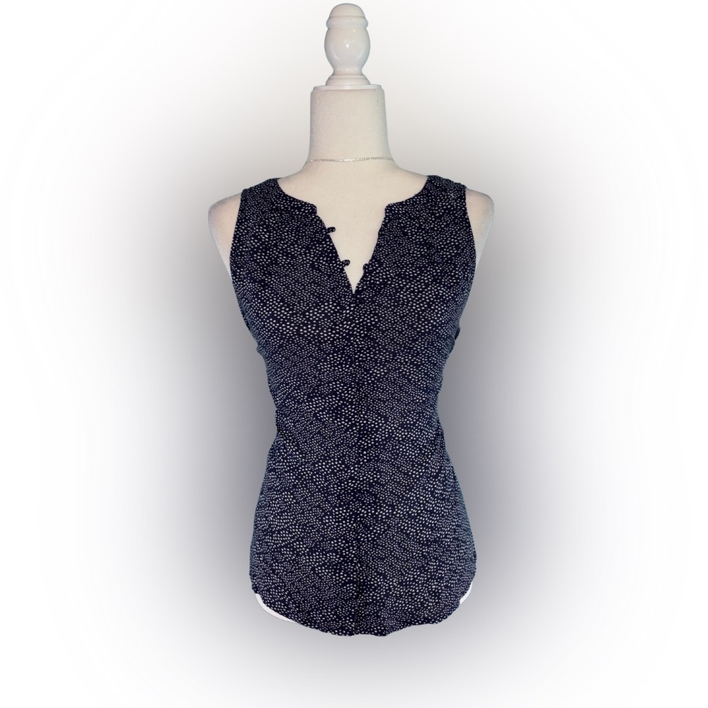 a new day Navy & White Polkadot Sleeveless Blouse Size M Front Button Neckline